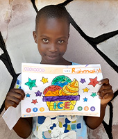 ウガンダの子どもの写真