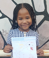 ウガンダの子どもの写真